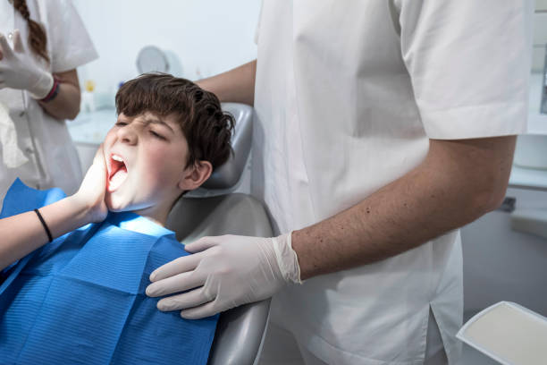 Best Emergency Tooth Extraction  in Inverness, IL