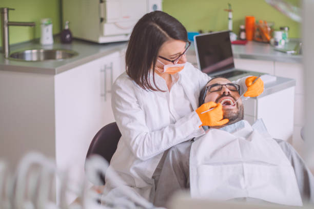 Best Dentist for Tooth Abscess  in Inverness, IL